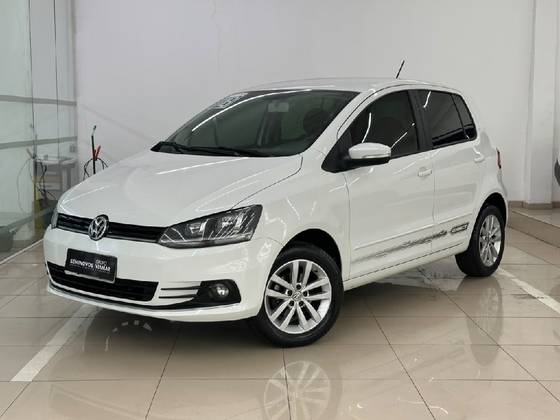 VOLKSWAGEN FOX 1.6 MSI TOTAL FLEX CONNECT 4P MANUAL VOLKSWAGEN FOX 1.6 MSI TOTAL FLEX CONNECT 4P MANUAL